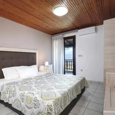 Thea Panorama Apartment *